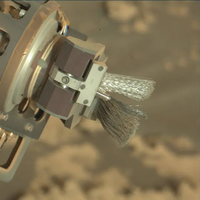 Sol 1681: Mast Camera (Mastcam)