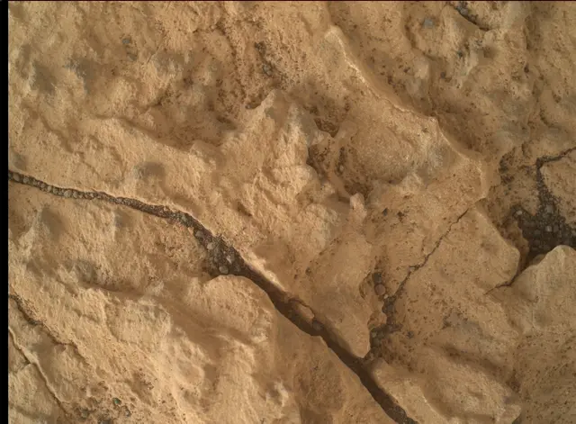 Sol 1681: Mars Hand Lens Imager (MAHLI)