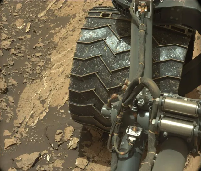 Sol 1682: Mast Camera (Mastcam)
