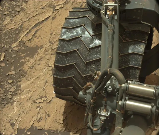 Sol 1682: Mast Camera (Mastcam)