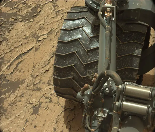 Sol 1682: Mast Camera (Mastcam)