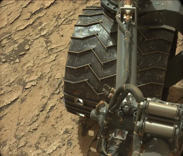 Sol 1682: Mast Camera (Mastcam)