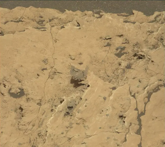 Sol 1682: Mast Camera (Mastcam)