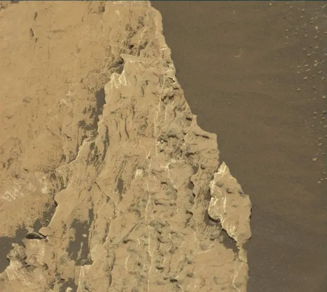 Sol 1682: Mast Camera (Mastcam)