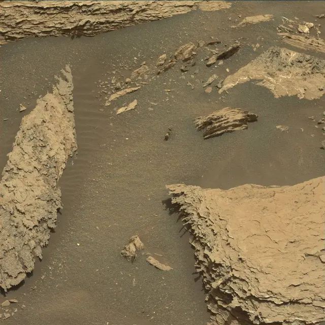 Sol 1683: Mast Camera (Mastcam)