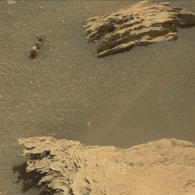 Sol 1683: Mast Camera (Mastcam)