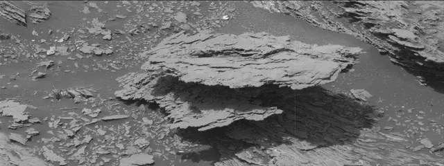 Sol 1684: Mast Camera (Mastcam)