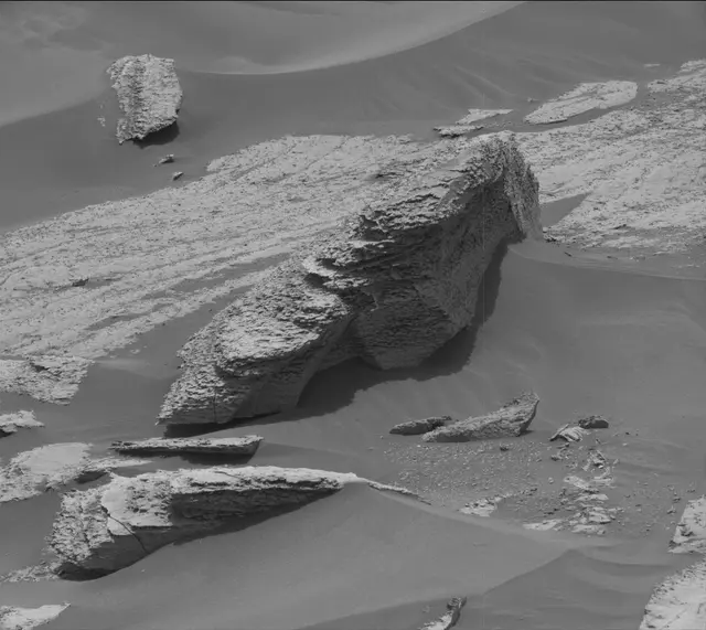 Sol 1684: Mast Camera (Mastcam)