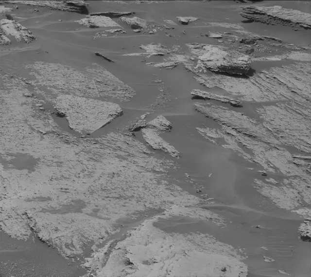 Sol 1684: Mast Camera (Mastcam)