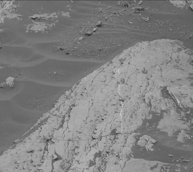 Sol 1684: Mast Camera (Mastcam)