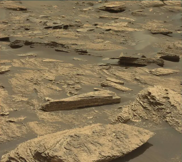 Sol 1684: Mast Camera (Mastcam)