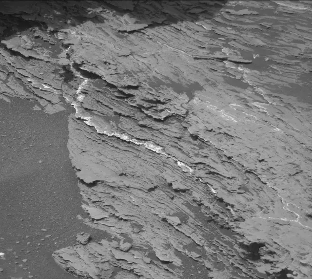 Sol 1684: Mast Camera (Mastcam)