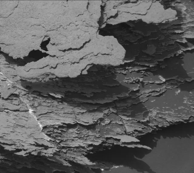Sol 1684: Mast Camera (Mastcam)