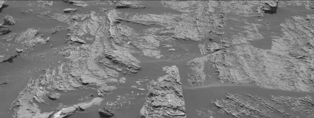 Sol 1685: Mast Camera (Mastcam)
