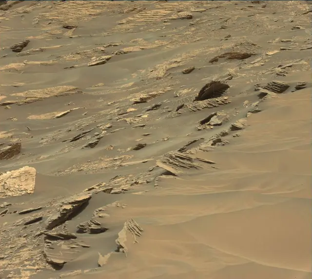 Sol 1685: Mast Camera (Mastcam)