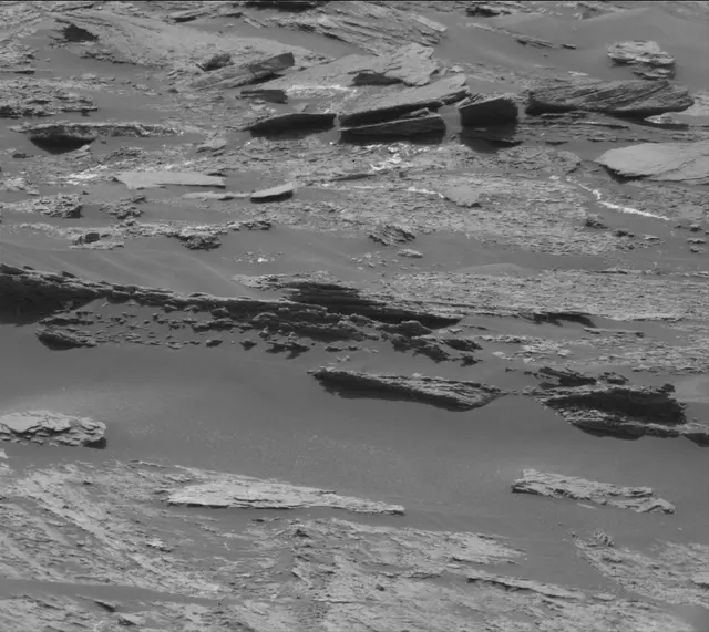 Sol 1685: Mast Camera (Mastcam)