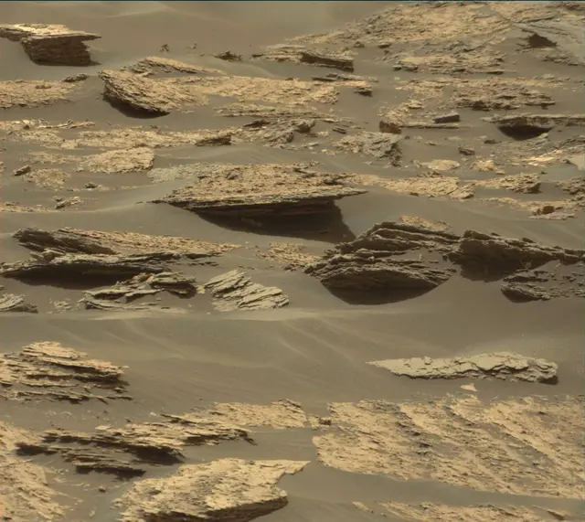 Sol 1685: Mast Camera (Mastcam)