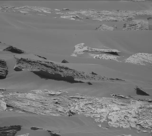 Sol 1685: Mast Camera (Mastcam)