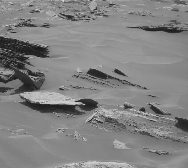 Sol 1685: Mast Camera (Mastcam)