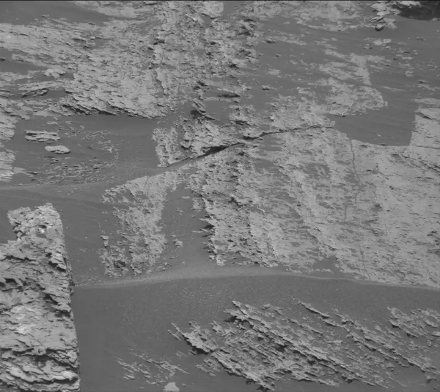 Sol 1685: Mast Camera (Mastcam)