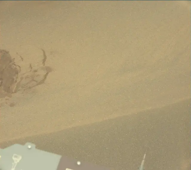 Sol 1686: Mast Camera (Mastcam)