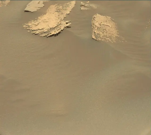 Sol 1686: Mast Camera (Mastcam)