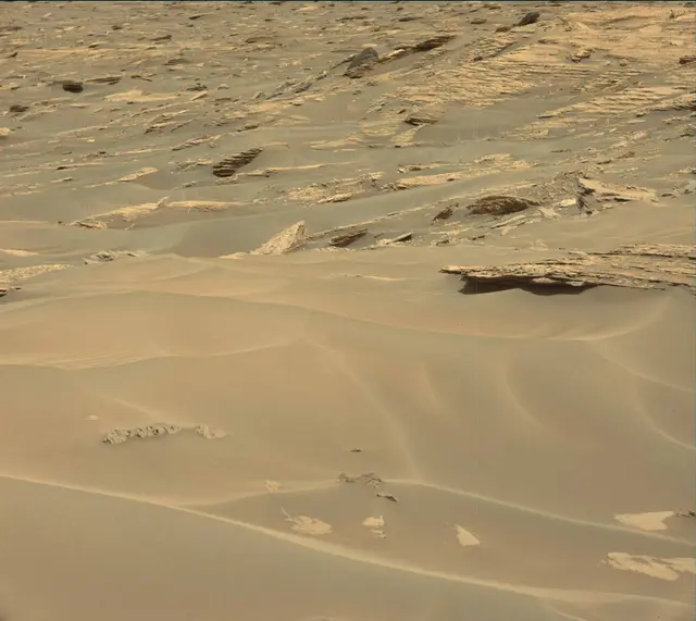 Sol 1686: Mast Camera (Mastcam)