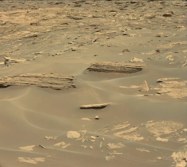 Sol 1686: Mast Camera (Mastcam)