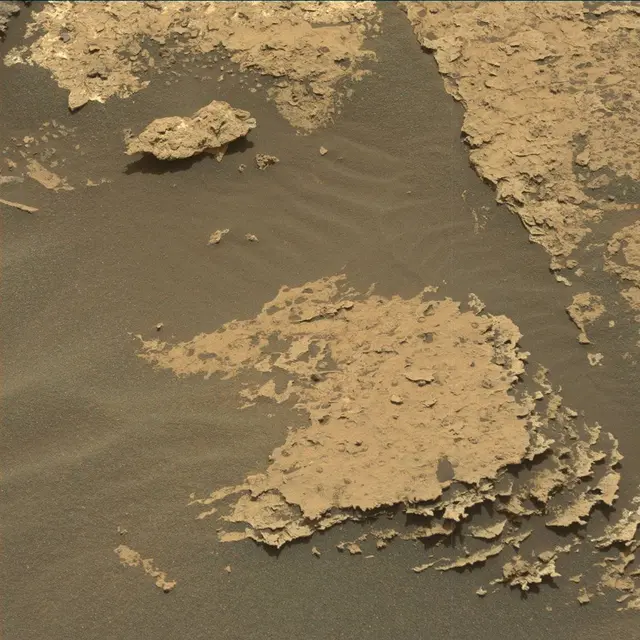 Sol 1686: Mast Camera (Mastcam)