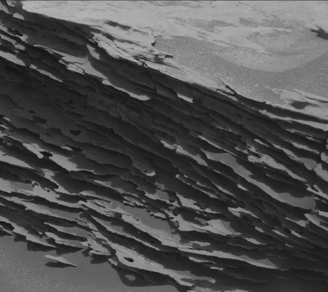 Sol 1686: Mast Camera (Mastcam)