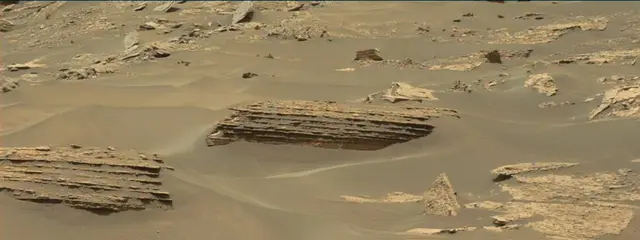 Sol 1687: Mast Camera (Mastcam)