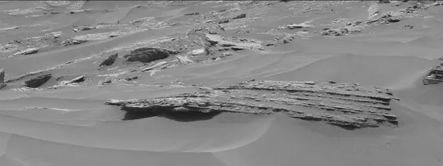 Sol 1687: Mast Camera (Mastcam)