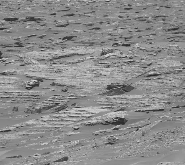 Sol 1687: Mast Camera (Mastcam)