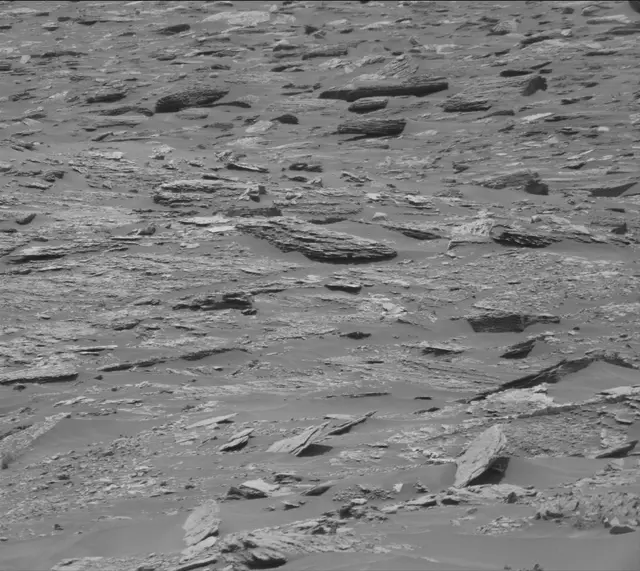 Sol 1687: Mast Camera (Mastcam)