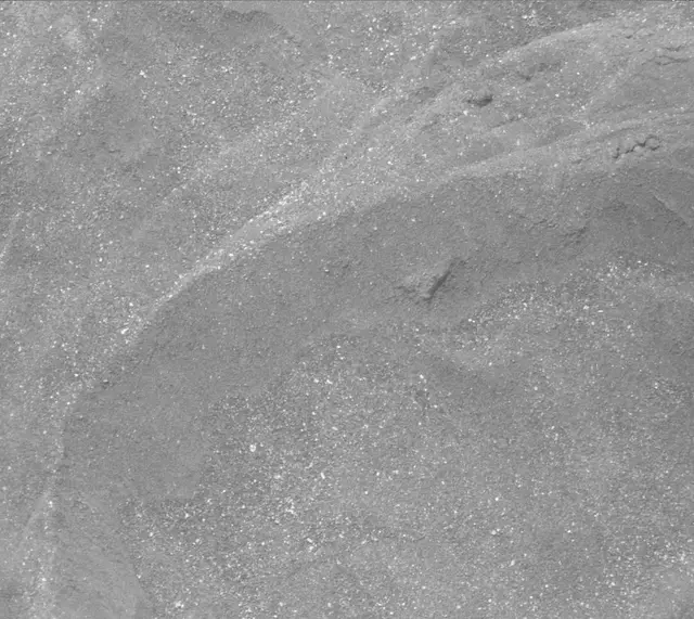 Sol 1687: Mast Camera (Mastcam)