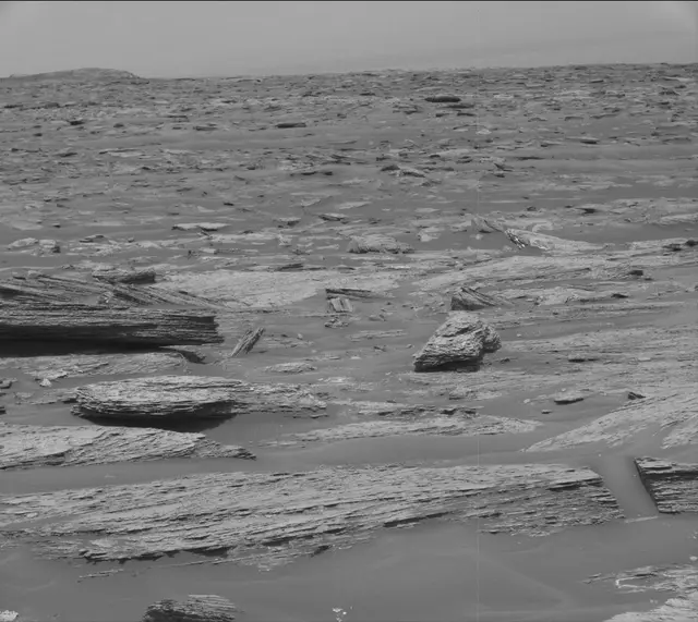 Sol 1688: Mast Camera (Mastcam)