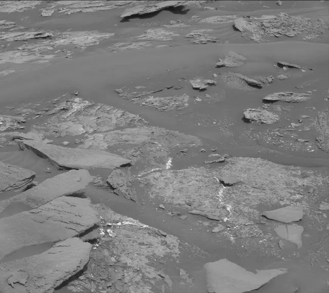 Sol 1688: Mast Camera (Mastcam)