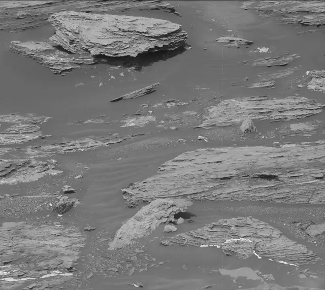 Sol 1688: Mast Camera (Mastcam)