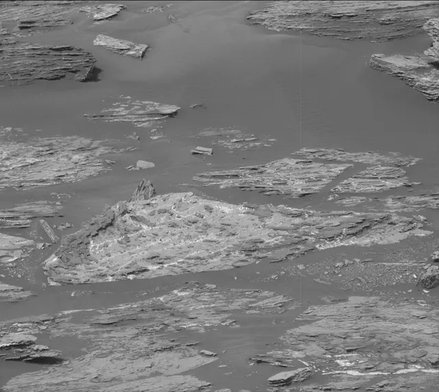 Sol 1688: Mast Camera (Mastcam)