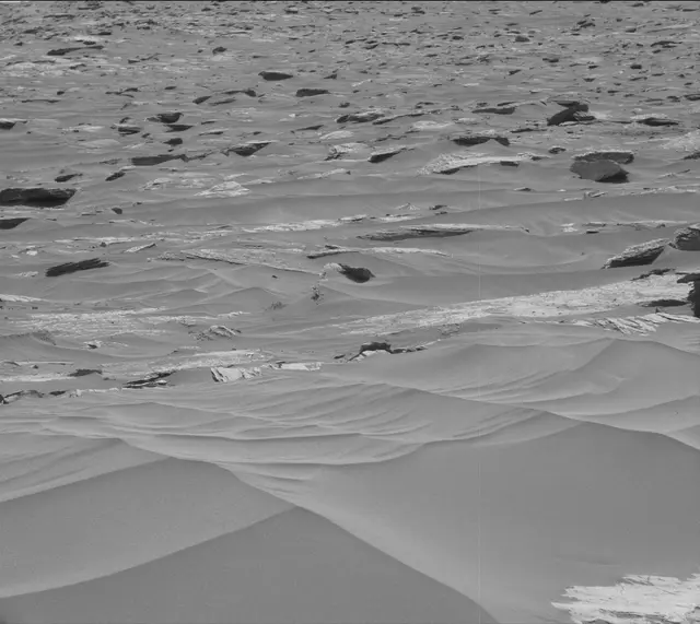 Sol 1688: Mast Camera (Mastcam)