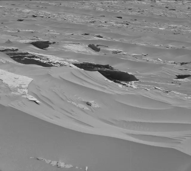 Sol 1688: Mast Camera (Mastcam)
