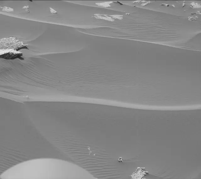 Sol 1688: Mast Camera (Mastcam)