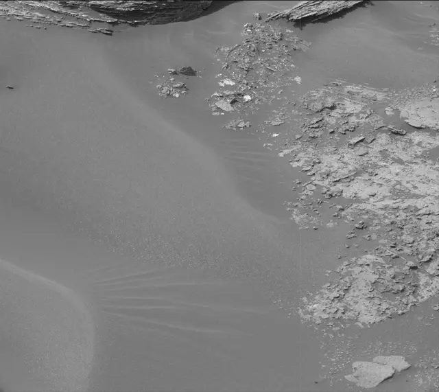 Sol 1688: Mast Camera (Mastcam)