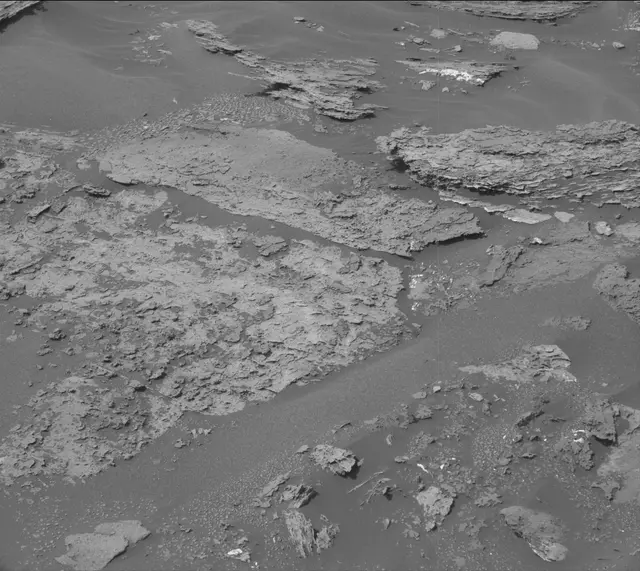 Sol 1688: Mast Camera (Mastcam)