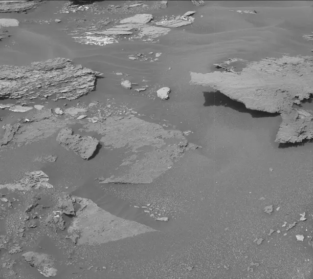Sol 1688: Mast Camera (Mastcam)