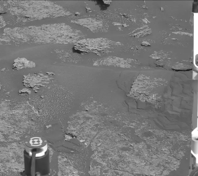 Sol 1688: Mast Camera (Mastcam)