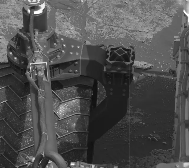 Sol 1688: Mast Camera (Mastcam)