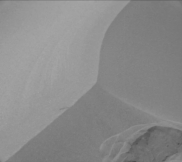 Sol 1688: Mast Camera (Mastcam)