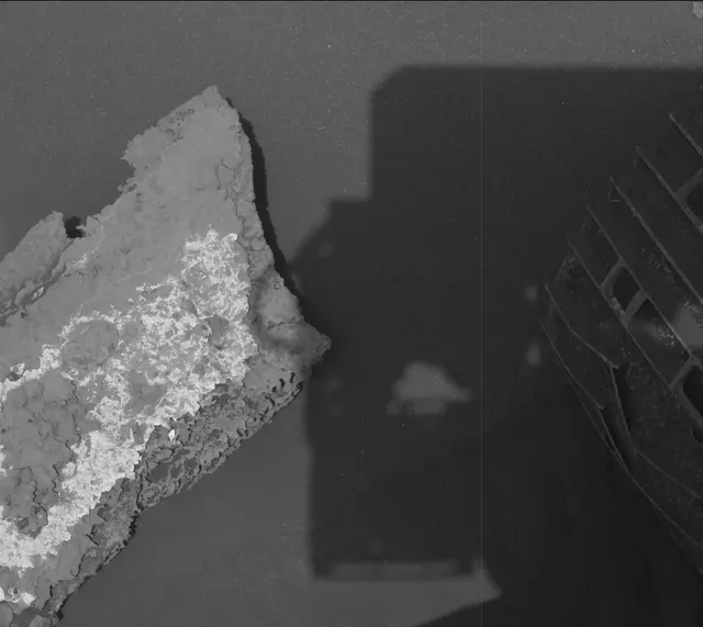 Sol 1688: Mast Camera (Mastcam)