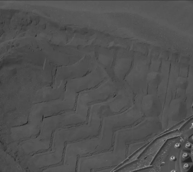 Sol 1688: Mast Camera (Mastcam)